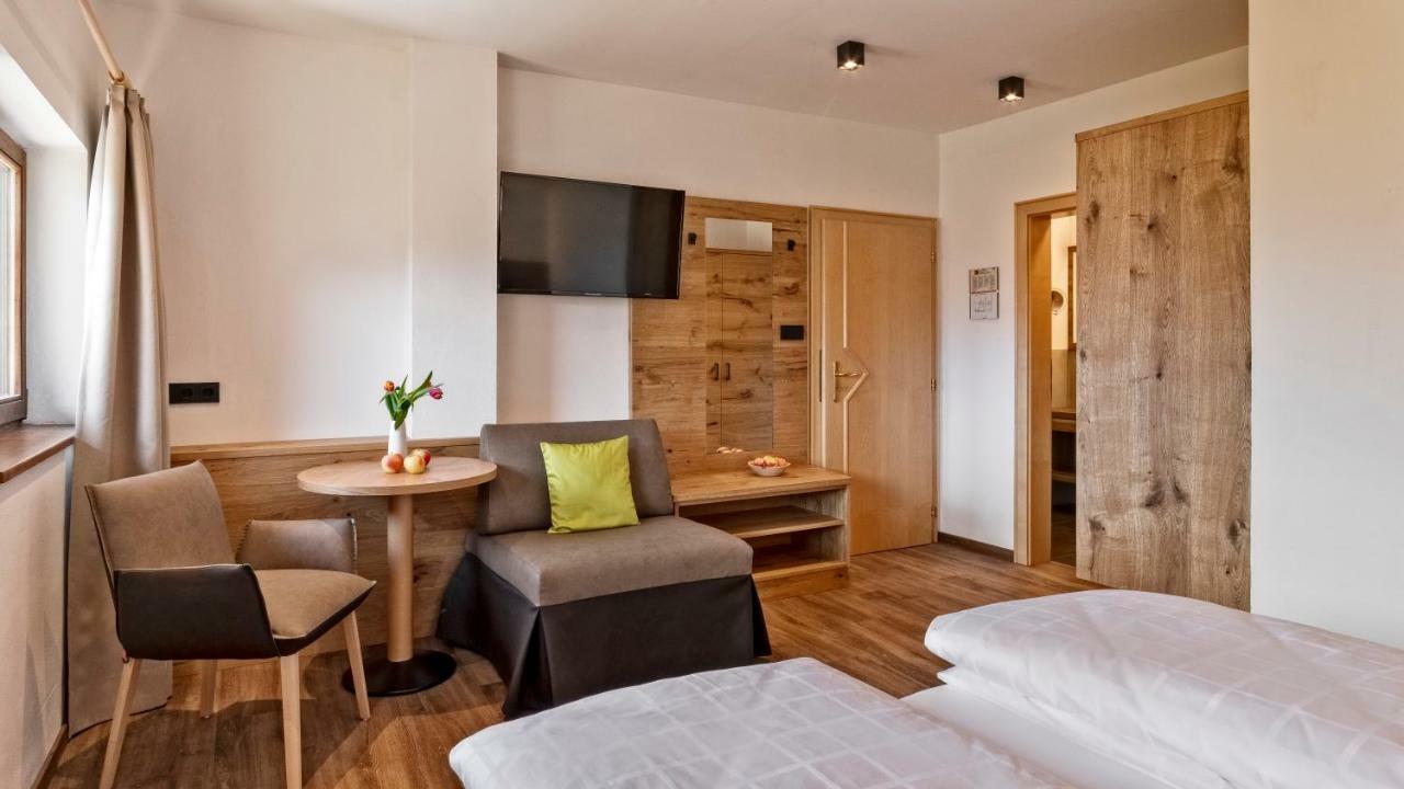 Hotel Garni Sonngart Andrian Ngoại thất bức ảnh