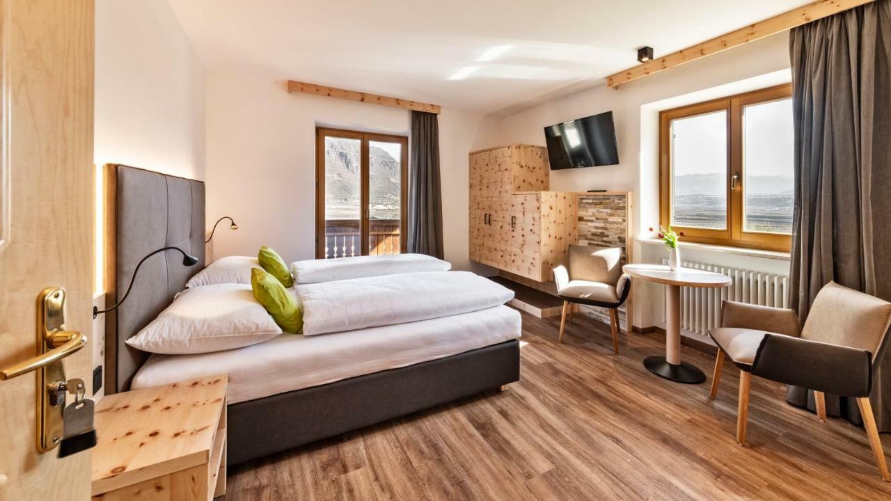 Hotel Garni Sonngart Andrian Ngoại thất bức ảnh